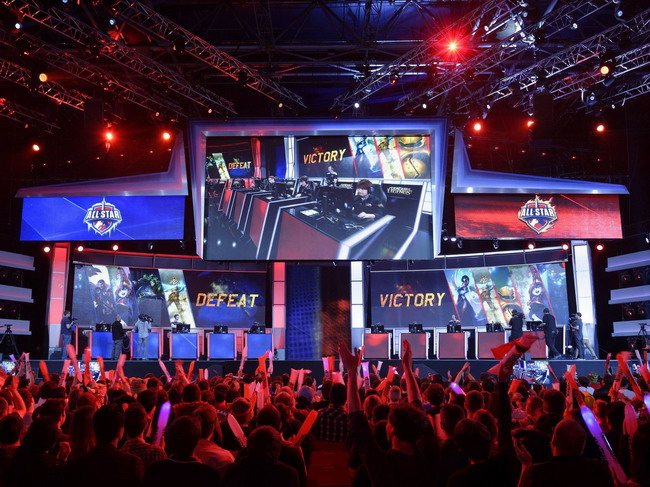 里程碑：Jiejie达成LPL400出场成就